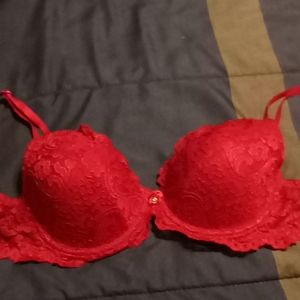 Smart & Sexy 36C bra